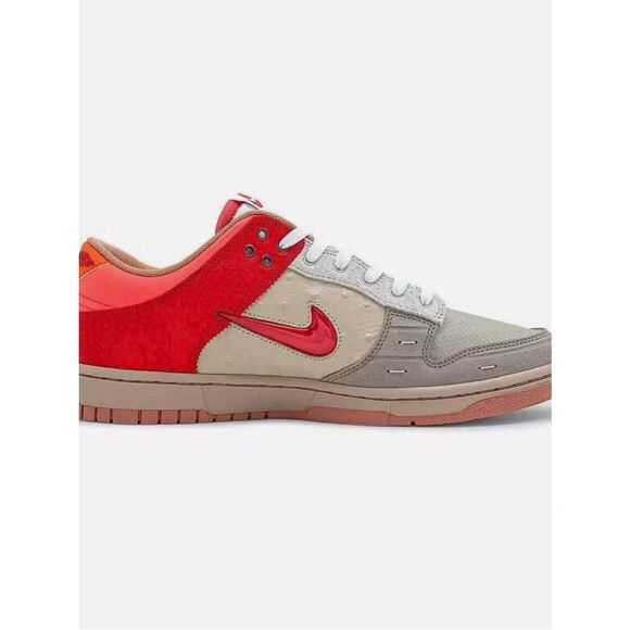 CLOT × NIKE Dunk Low SP \